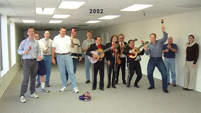 Илон Маск и команда SpaceX, 2002 г.