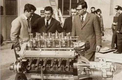 Джотто Биззаррини, Ферруччо Ламборджини и Джампаоло Даллара в 1963 году.